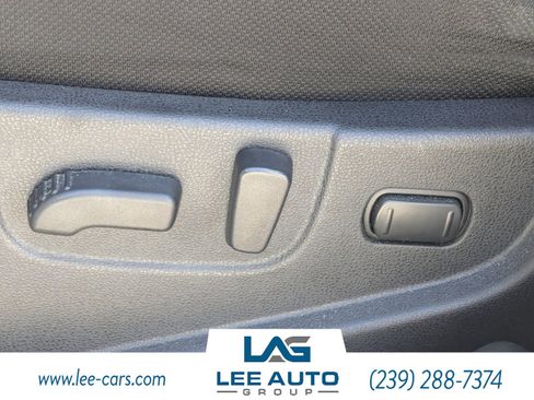 Used 2013 Nissan Rogue SV image 17