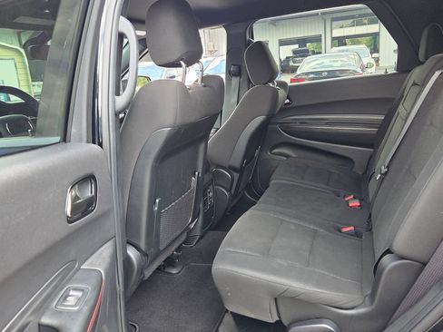 Used 2023 Dodge Durango GT RWD image 4