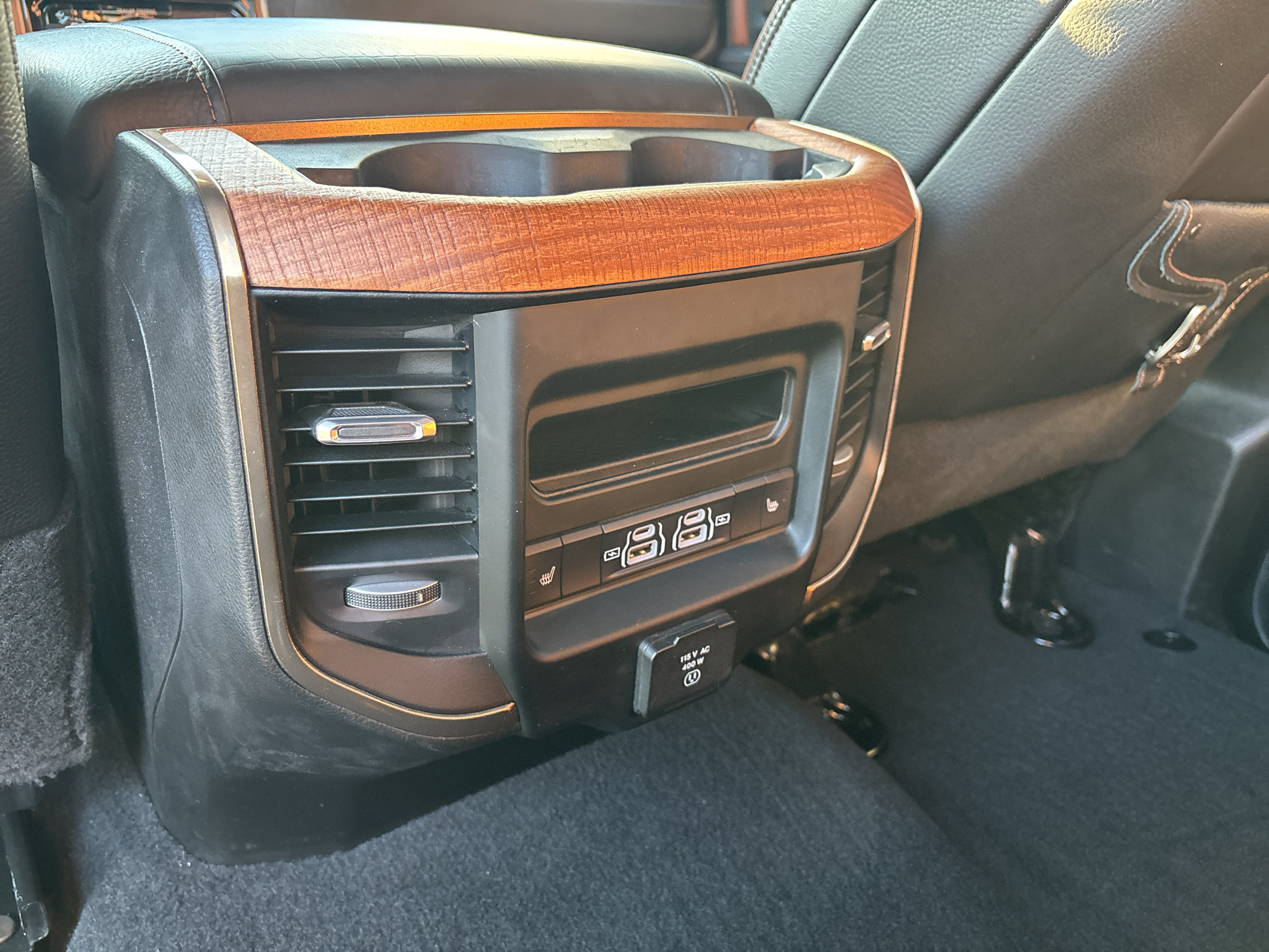 Used 2024 RAM 3500 Limited w/ Safety Group AWD/4WD image 24