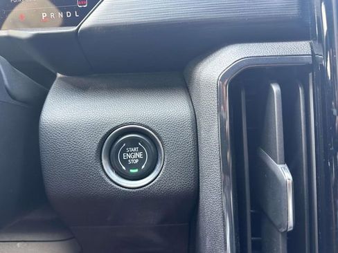 Used 2024 GMC Acadia AT4 w/ Luxury Package image 20