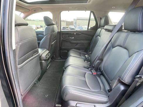 Used 2024 Honda Pilot Touring image 25
