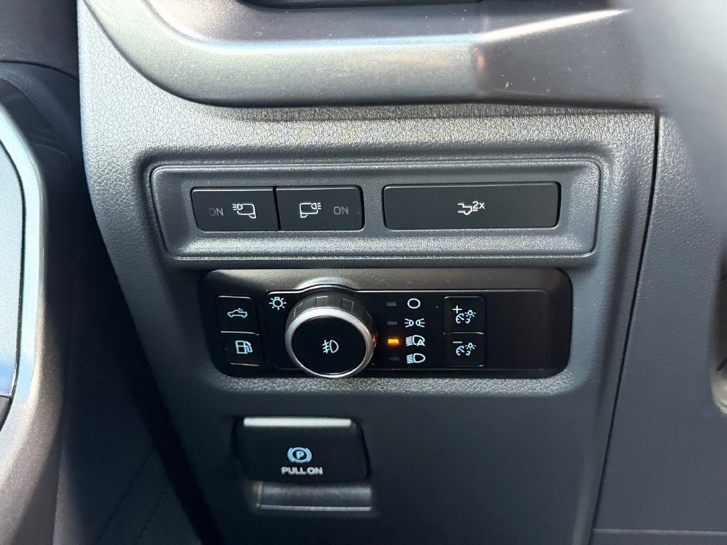 Used 2023 Ford F150 4x4 SuperCrew Hybrid image 30