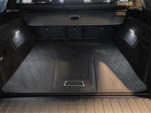 Used 2026 BMW X5 M Competition w/ Executive Package image 27