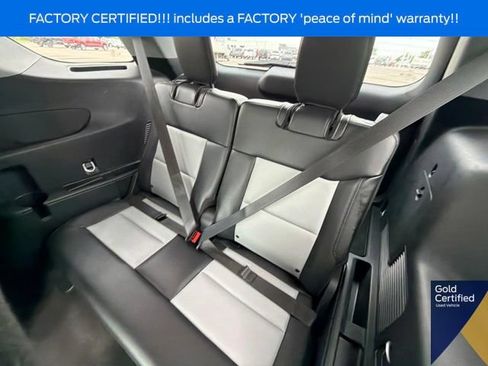 Used 2023 Ford Explorer XLT w/ Equipment Group 202A AWD/4WD image 19