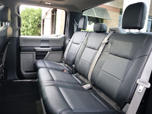 Used 2019 Ford F350 XLT w/ XLT Premium Package AWD/4WD image 30