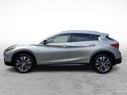 Used 2018 INFINITI QX30 AWD image 7