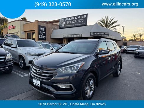 Used 2017 Hyundai Santa Fe Sport image 1