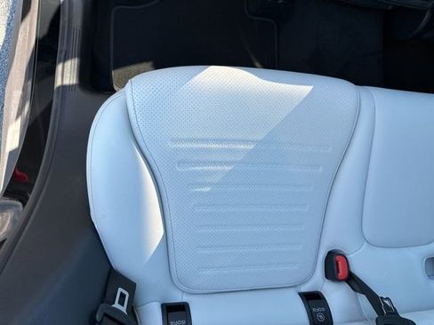 New 2026 Mercedes-Benz GLC 300 image 23