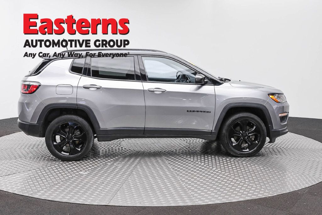 Used 2020 Jeep Compass Latitude AWD/4WD image 4