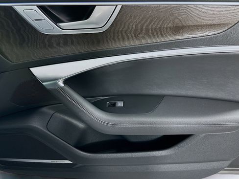 Used 2023 Audi A7 3.0T Premium Plus w/ Premium Plus image 23