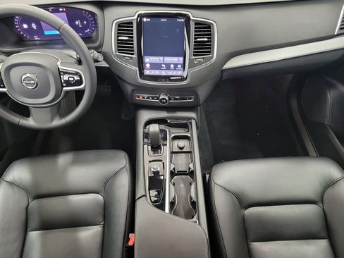 Used 2023 Volvo XC90 B5 Core w/ Protection Package Premier AWD/4WD image 17