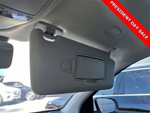 Certified 2022 Mercedes-Benz GLC 300 4MATIC image 35