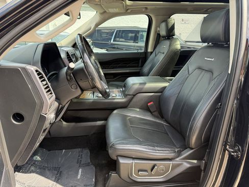 Used 2018 Ford Expedition Platinum AWD/4WD image 14