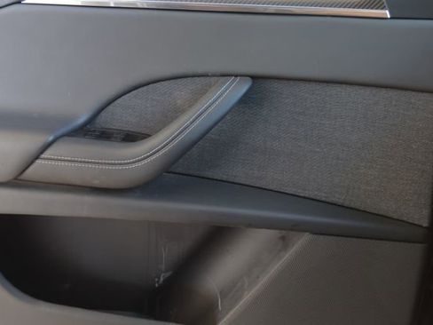 Used 2023 Tesla Model X Plaid image 19