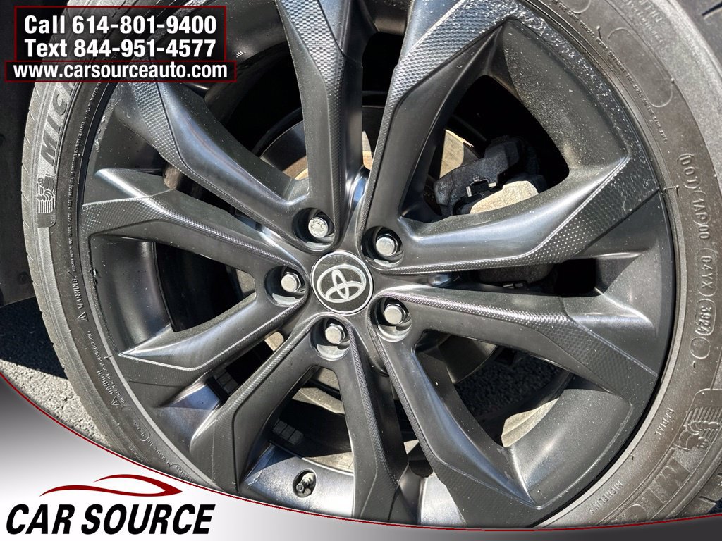 Used 2025 Toyota Sienna XSE w/ XSE Premium Package FWD image 28