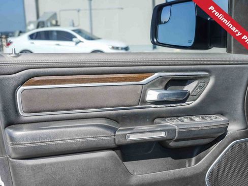 Used 2022 RAM 1500 Laramie AWD/4WD image 15