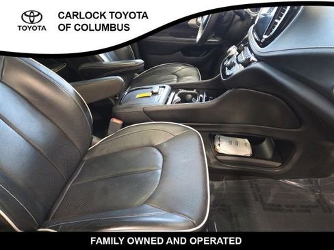Used 2023 Chrysler Pacifica Limited w/ Uconnect Theater Family Group AWD/4WD image 22