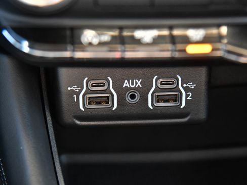 Used 2022 Dodge Durango SXT image 25