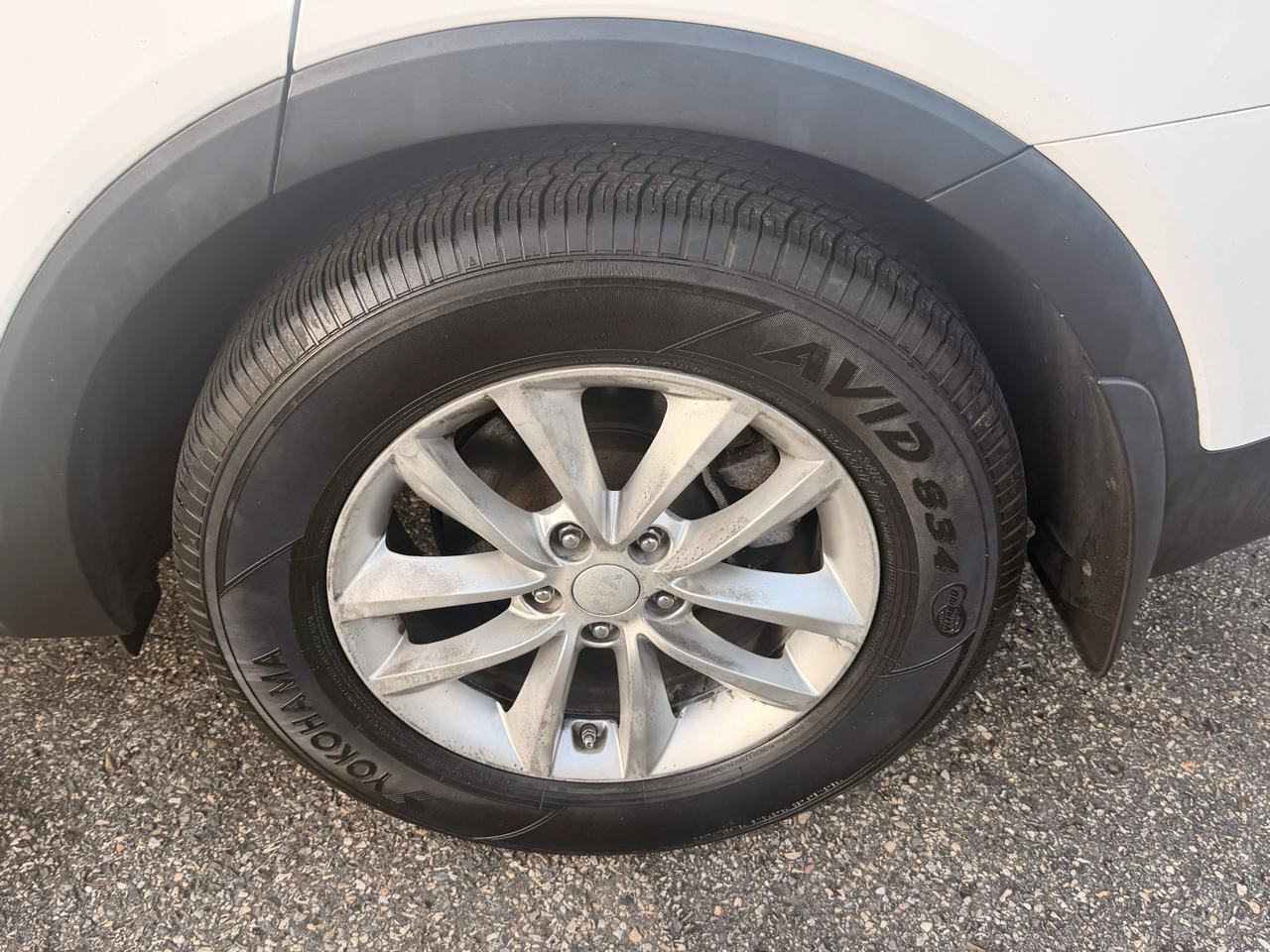 Used 2017 Kia Sorento AWD w/ LX Convenience Package image 13