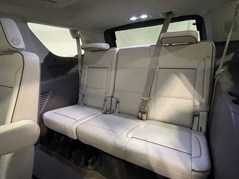 Used 2021 GMC Yukon Denali w/ Denali Premium Package image 20