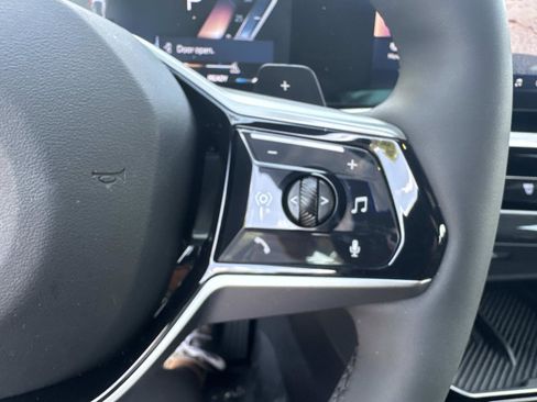 Certified 2026 BMW 530i xDrive w/ Premium Package image 27