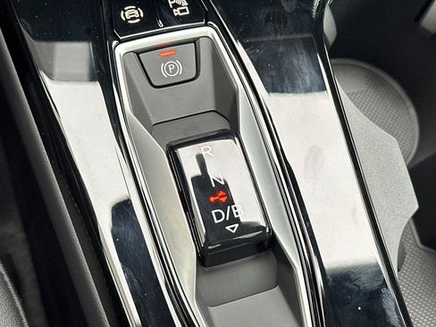 New 2025 Audi Q6 e-tron Premium Plus image 21