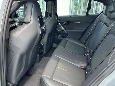 New 2026 BMW M5 w/ Executive Package image 9