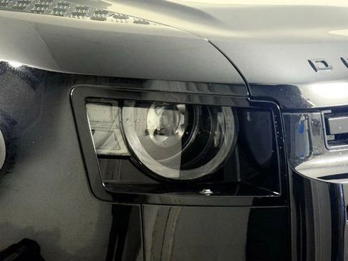 New 2025 Land Rover Defender 110 V8 image 15