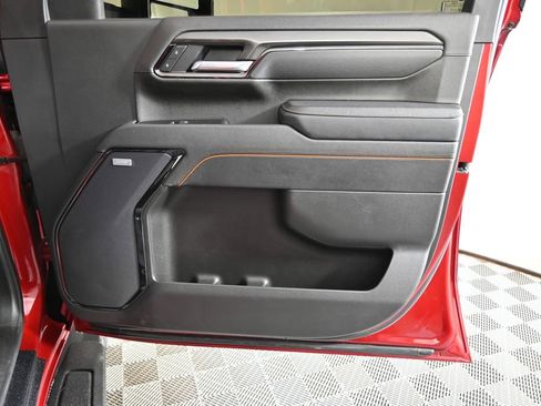 Used 2025 GMC Sierra 3500 AT4 AWD/4WD image 13