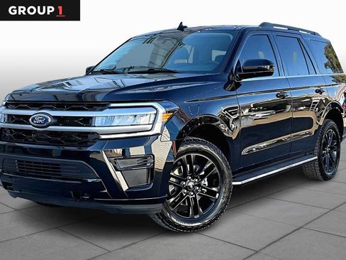 Certified 2022 Ford Expedition XLT image 1