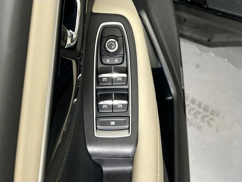 Used 2022 Subaru Outback Limited image 18