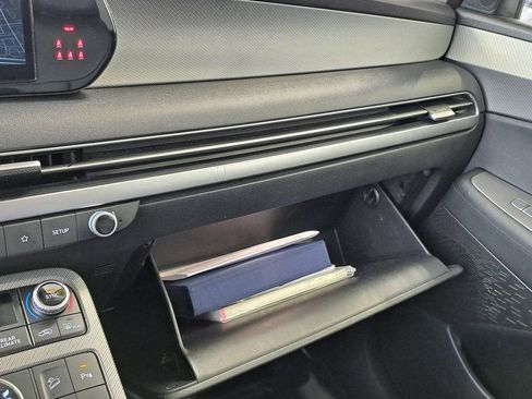 Used 2024 Hyundai Palisade SEL image 17