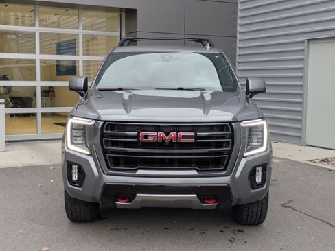 Used 2022 GMC Yukon AT4 image 8