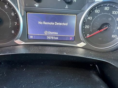 Used 2021 Chevrolet Traverse LT image 33