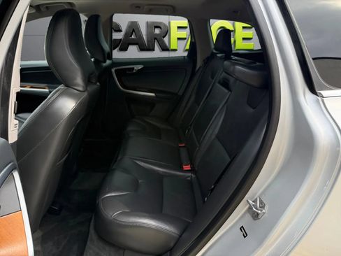 Used 2017 Volvo XC60 T6 Inscription w/ Advanced Package AWD/4WD image 19