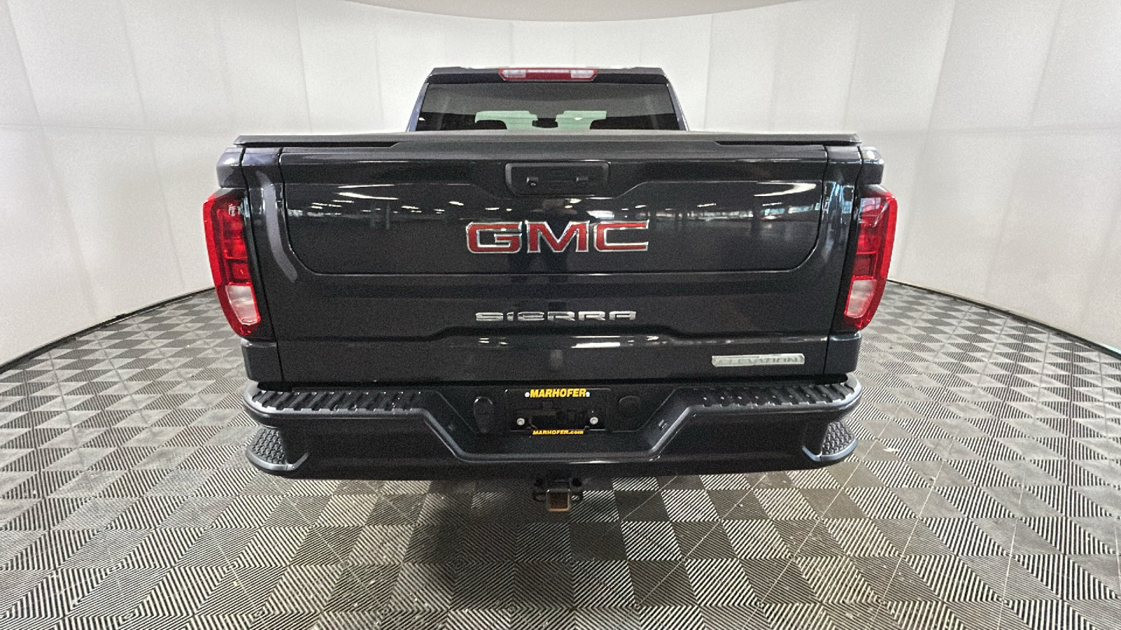 Used 2024 GMC Sierra 1500 Elevation AWD/4WD image 4