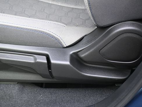 Used 2025 Subaru Forester AWD/4WD image 14