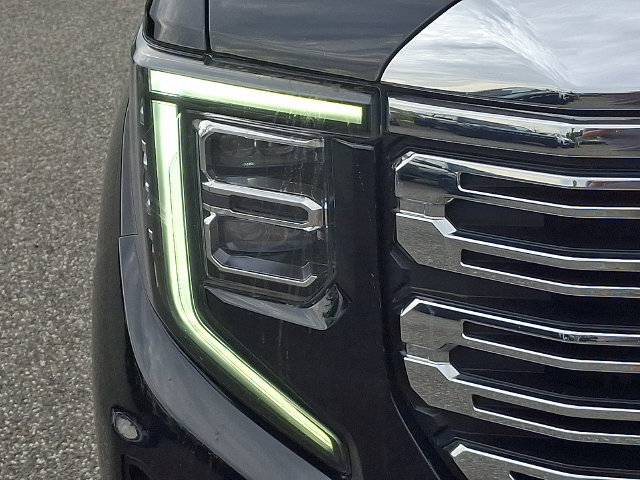 Used 2022 GMC Sierra 1500 Denali w/ Denali Reserve Package AWD/4WD image 31