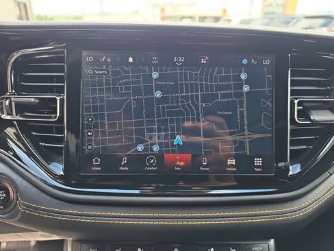 Used 2023 Dodge Durango R/T AWD/4WD image 19