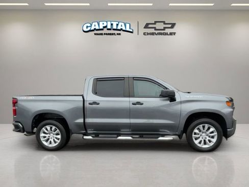 Used 2022 Chevrolet Silverado 1500 Custom image 6