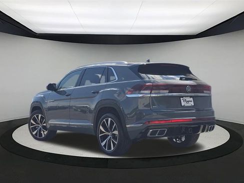 New 2026 Volkswagen Atlas Cross Sport SEL Premium R-Line image 5