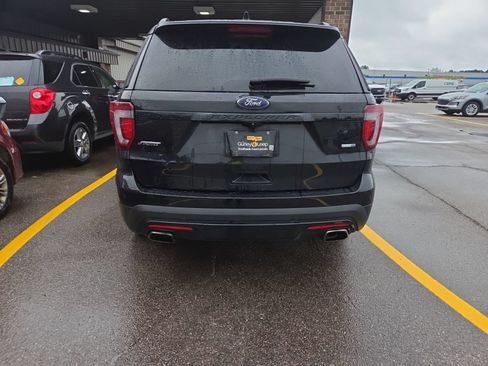 Used 2016 Ford Explorer Sport w/ Equipment Group 401A AWD/4WD image 7