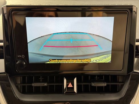 Used 2026 Toyota Corolla Cross LE image 15