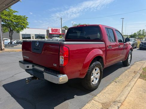Used 2010 Nissan Frontier SE RWD image 7