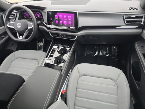 New 2026 Volkswagen Atlas Cross Sport SEL R-Line image 25