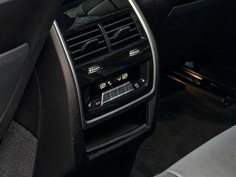 Used 2022 BMW X5 xDrive45e w/ M Sport Package image 18