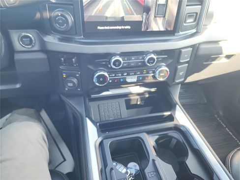 Certified 2024 Ford F250 Platinum w/ FX4 Off-Road Package image 24