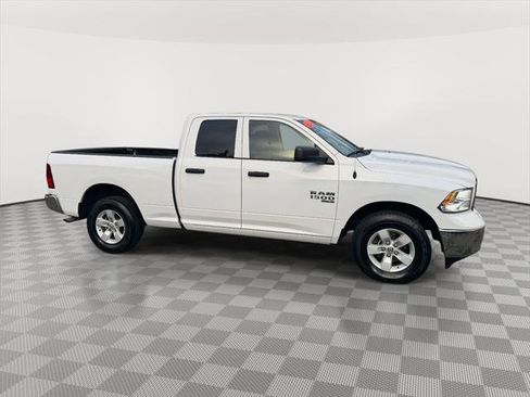 Used 2024 RAM 1500 Classic SLT image 4