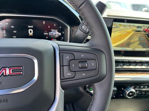 New 2026 GMC Sierra 1500 SLE image 12