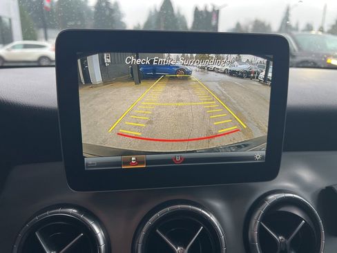 Used 2017 Mercedes-Benz CLA 250 image 10